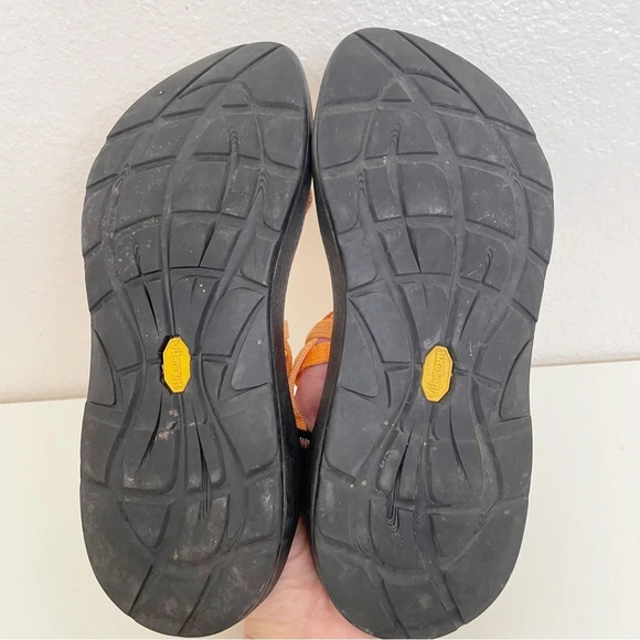 Chaco orange outdoor sandals Sz 6 - Picture 5 of 5